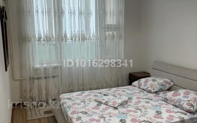 3-комнатная квартира · 70 м² · 3/5 этаж, 27-й мкр 32 за 170 000 ₸ в Актау — фото 2