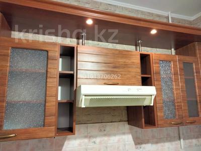 1-бөлмелі пәтер · 40 м² · 6/9 қабат, мкр Аксай-2 52 — Толе би - Саина, бағасы: 200 000 ₸ в Алматы, Ауэзовский р-н