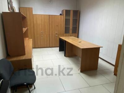 Кеңселер, білім орталықтары, кабинеттер және жұмыс орындары · 140 м², бағасы: 400 000 ₸ в Актобе, мкр. Сельмаш