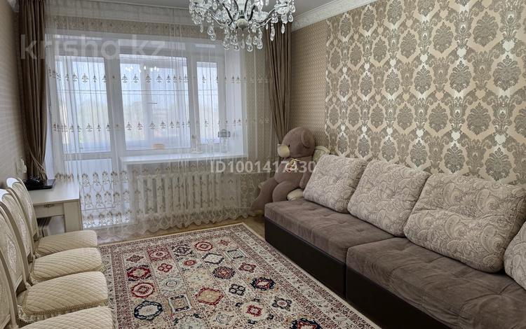 3-комнатная квартира · 65 м² · 3/3 этаж, мкр Фёдоровка , Вагонная за 17 млн ₸ в Караганде, Казыбек би р-н — фото 4