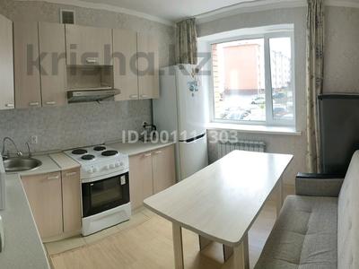 Продажа квартир в Акмолинской обл.: 2-комнатная квартира · 57 м² · 1/5 этаж, Республики 1/3а за 22 млн 〒 2-комнатная квартира · 57 м² · 1/5 этаж, Республики 1/3а за 22 млн 〒 в Косшы
