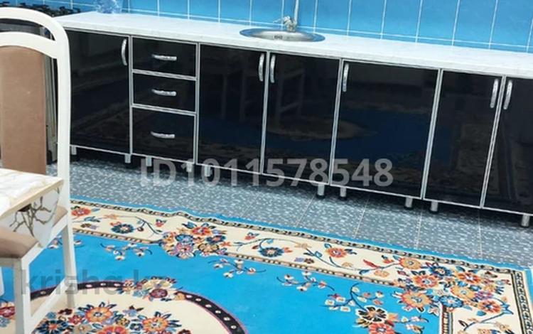 Отдельный дом · 3 комнаты · 115 м², Газиза Жубанова за 350 000 ₸ в Хромтау — фото 2