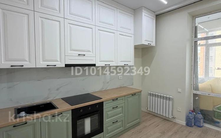 3-комнатная квартира · 80 м² · 2/6 этаж, ​067-й учетный квартал 464 за 41.5 млн ₸ в Караганде, Алихана Бокейханова р-н — фото 2