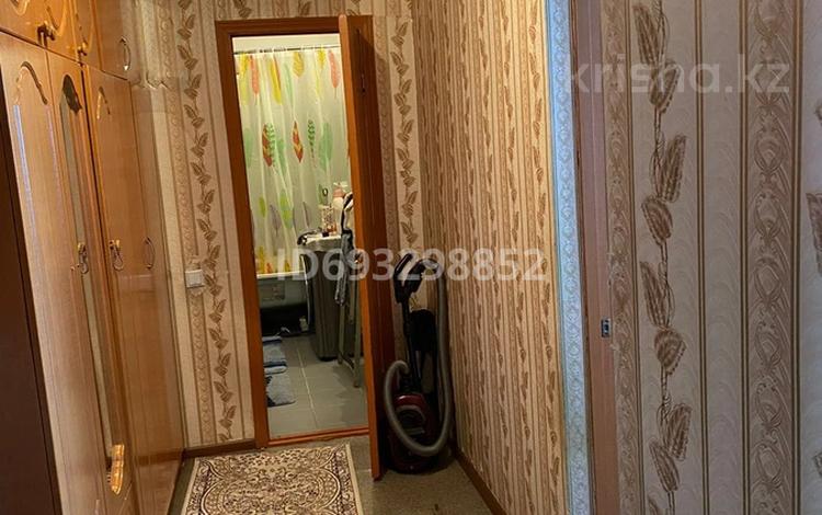 2-комнатная квартира, 74 м², 4/5 этаж, Панфилова 120 за 11 млн 〒 в Карабулаке — фото 2