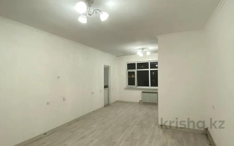 1-бөлмелі пәтер, 38 м², 5/9 қабат, мкр Нурсат, мкр Нурсат 2, бағасы: 15.5 млн 〒 в Шымкенте, Каратауский р-н — фото 3