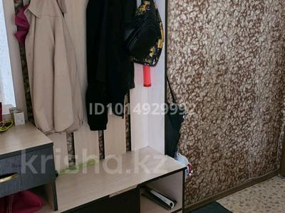 2-бөлмелі пәтер · 44 м² · 2/5 қабат, 12-шағынаудан, Майкудук, 12й микрорайон 30 — 12 микрорайон, бағасы: 130 000 ₸ в Караганде, Алихана Бокейханова р-н