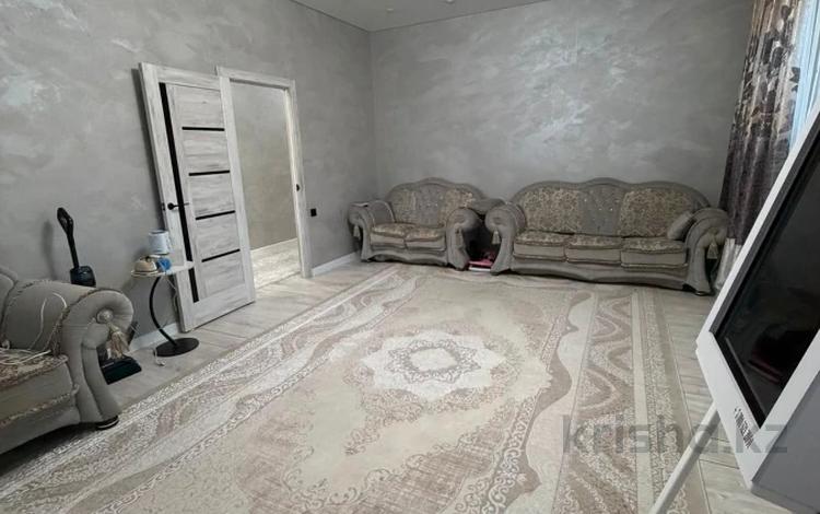 3-комнатная квартира · 101.5 м² · 1/9 этаж, Кайрбекова 399/2 за 44 млн ₸ в Костанае — фото 2