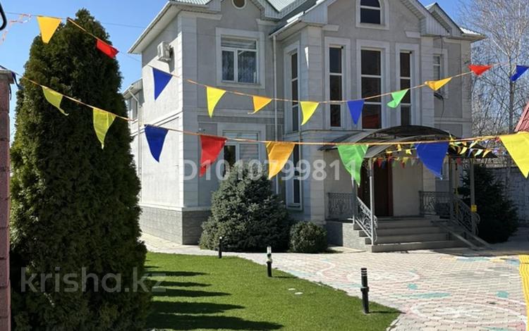 Жеке үй · 7 бөлме · 435 м² · 16 жүзд., Шерхан Муртаза 97 — Пересечение с проспектом Джамбула, бағасы: 150 млн ₸ в Таразе — фото 2