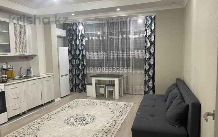 2-комнатная квартира · 47 м², мкр Аксай-5 25 — Момышулы- Жубанова за 300 000 ₸ в Алматы, Ауэзовский р-н — фото 2