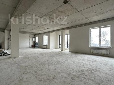 3-комнатная квартира, 118 м², Шукшина за 115 млн 〒 в Алматы, Медеуский р-н