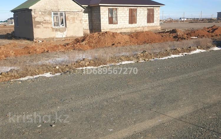 Отдельный дом · 4 комнаты · 100 м² · 10 сот., ул Ташенова 30 — Угловая за 8.5 млн 〒 в Жарлыколе — фото 2