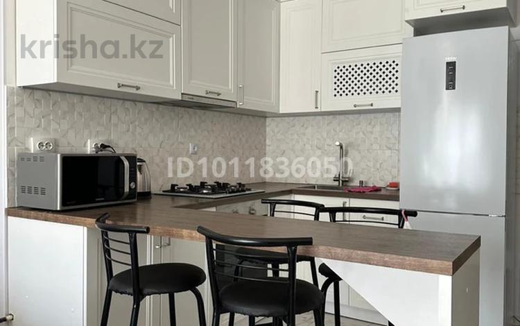2-комнатная квартира · 58 м² · 4/10 этаж, ул. Турар Рыскулова 62Б за 250 000 ₸ в Шымкенте, Аль-Фарабийский р-н — фото 2