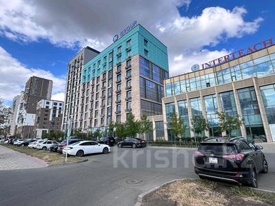 2-комнатная квартира · 70 м² · 9/9 этаж, Пр.Тайманова 48 за 350 000 ₸ в Атырау