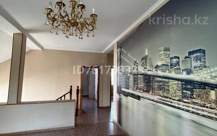 Дом · 5 комнат · 250 м², Нарумова 17 за 80 000 ₸ в Алматы — фото 2