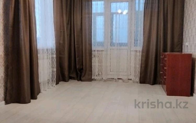 1-комнатная квартира, 32 м², 4/5 этаж, интернациональная за 10.4 млн 〒 в Петропавловске — фото 2
