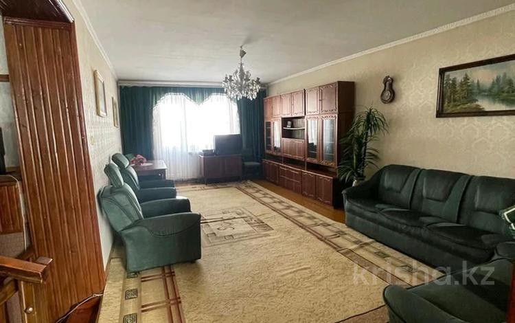 Жеке үй • 6 бөлмелер • 216 м² • 20 сот., Пер. Родниковый, бағасы: 90 млн 〒 в Усть-Каменогорске — фото 2