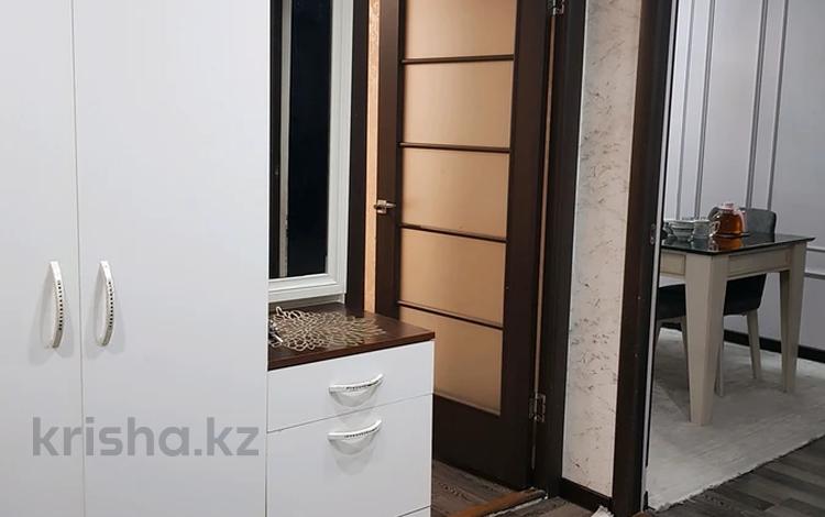 4-бөлмелі пәтер, 80 м², 1/5 қабат, 18-й микрорайон, 18-й микрорайон — Рыскулова, бағасы: 38 млн 〒 в Шымкенте, Енбекшинский р-н — фото 2