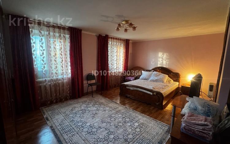 4-комнатная квартира · 162 м² · 3/7 этаж, мкр 5 97а за 55 млн ₸ в Актобе — фото 2