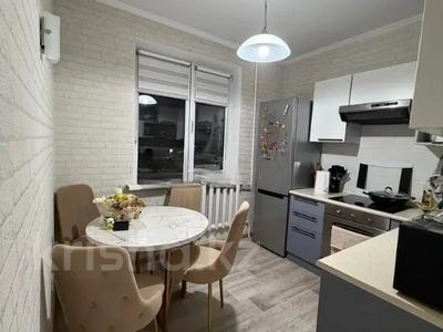 3-бөлмелі пәтер · 70 м² · 6/9 қабат, мкр Самал-2 32 — Срочная продажа!, бағасы: 68 млн ₸ в Алматы, Медеуский р-н