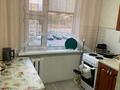 3-комнатная квартира · 62 м² · 2/5 этаж, Майкудук, 15й микрорайон 16 за 14 млн ₸ в Караганде, Алихана Бокейханова р-н — фото 5