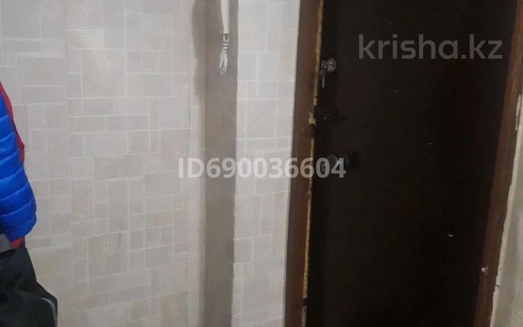 2-комнатная квартира · 45.7 м² · 5/5 этаж, 11-й микрорайон 116 А — За КазПочьтой за 15.9 млн ₸ в Шымкенте, Енбекшинский р-н — фото 2