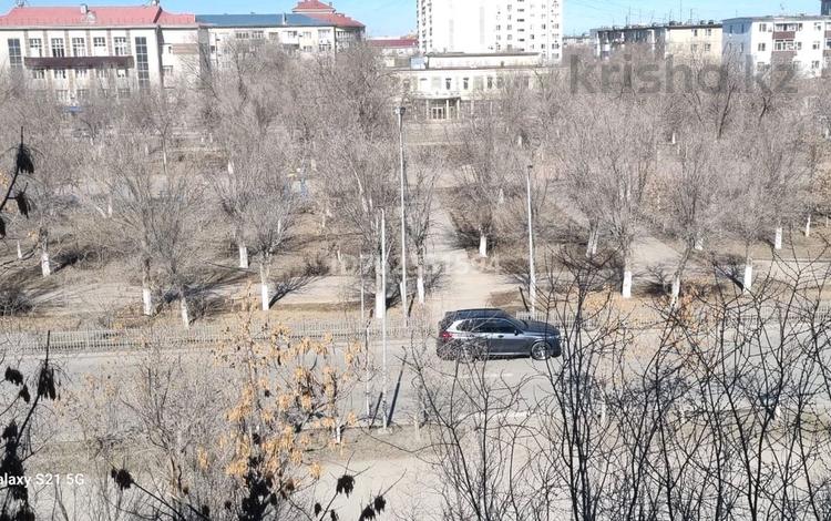 2-бөлмелі пәтер · 61.8 м² · 4/5 қабат, мкр 5 18 — Абая, бағасы: 18 млн ₸ в Актобе — фото 2