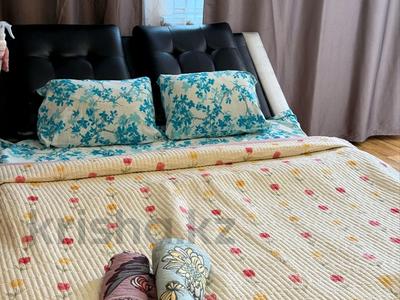 1-комнатная квартира · 23 м² · 3/9 этаж, мкр Аксай-1А 30а — Толе би Яссауи Карсити за 1 500 〒 в Алматы, Ауэзовский р-н