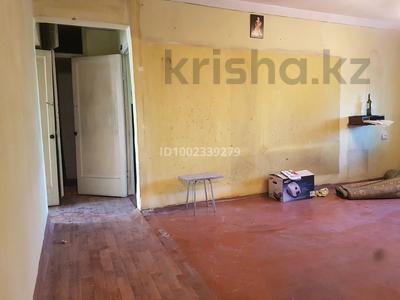 3-комнатная квартира · 60 м² · 3/5 этаж, Кабанбай батыра 11а за 21 млн ₸ в Шымкенте, Аль-Фарабийский р-н