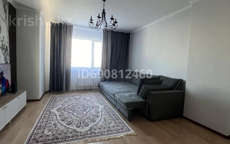 2-комнатная квартира, 70 м², 11 этаж помесячно, Мангилик Ел 17