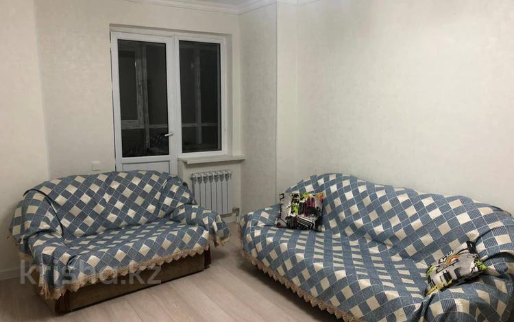 1-комнатная квартира, 52 м², 20/25 этаж, Петрова 10