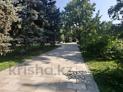 Свободное назначение, офисы, магазины и бутики, салоны красоты, фитнес и спорт, медцентры и аптеки, образование · 150 м² за 1.4 млн ₸ в Алматы, Алмалинский р-н