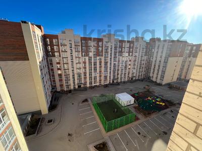 2-комнатная квартира, 68 м², 8/10 этаж, мкр Юго-Восток, Микрорайон Байкена Ашимова 21 за 35 млн 〒 в Караганде, Казыбек би р-н