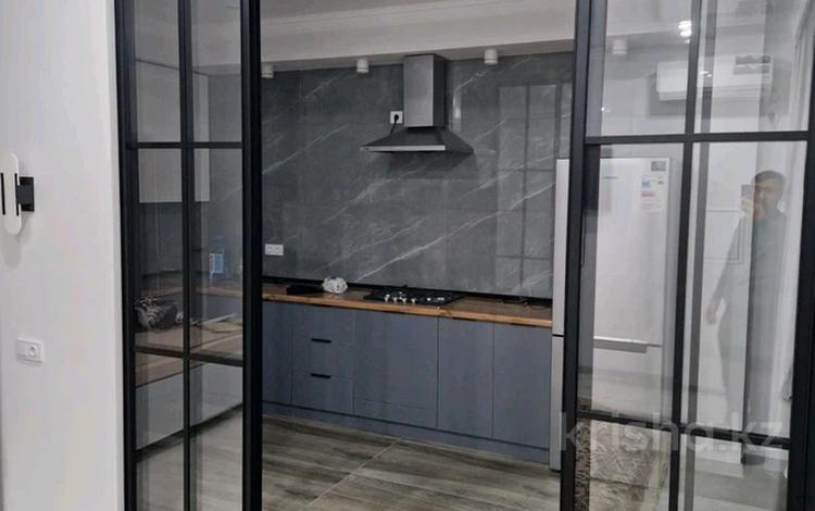 1-бөлмелі пәтер · 52 м² · 5/9 қабат, Абая 26, 26/1, 26/2, 26/3, бағасы: 280 000 ₸ в Атырау — фото 2