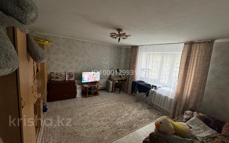 1-комнатная квартира · 36.6 м² · 1/5 этаж, мкр Жилгородок, абубакир кердери 21 за 9.9 млн 〒 в Актобе — фото 2