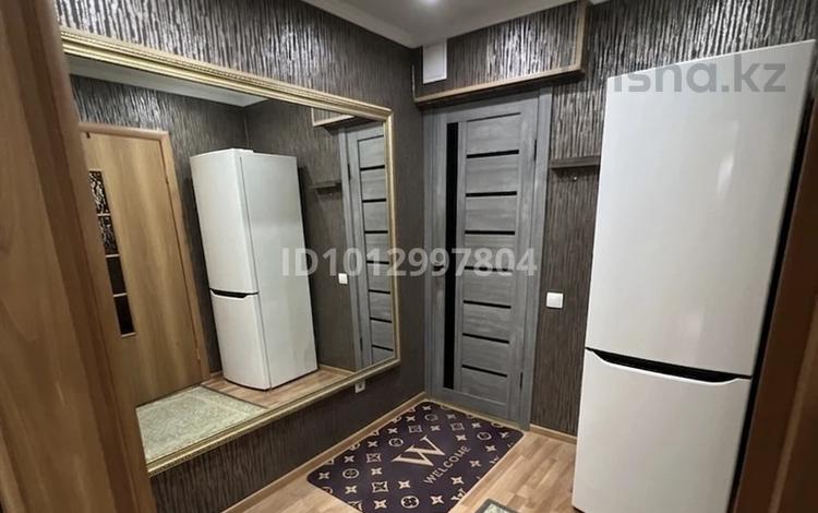 3-комнатная квартира · 59.7 м² · 1/2 этаж, Асылбекова за 16 млн ₸ в Жезказгане — фото 2