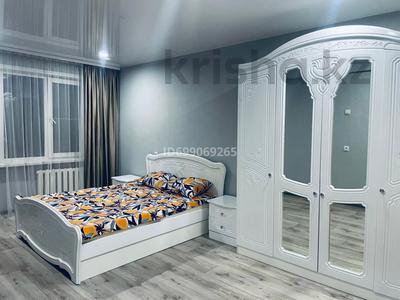 1-комнатная квартира · 32 м² · 2/5 этаж, Казахстан 82 за 10 000 〒 в Усть-Каменогорске