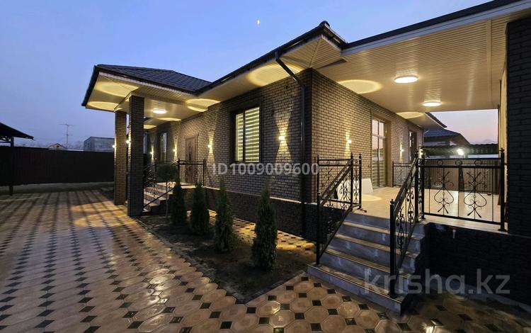 Отдельный дом · 5 комнат · 170 м² · 6 сот., Жумабаева 72 — Возле Чукубасова. за 76 млн 〒 в Туздыбастау (Калинино) — фото 2