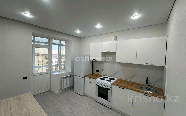 1-бөлмелі пәтер · 40 м² · 11/12 қабат, Нажмиденова 15, бағасы: 26 млн ₸ в Астане, Сарайшык р-н — фото 2