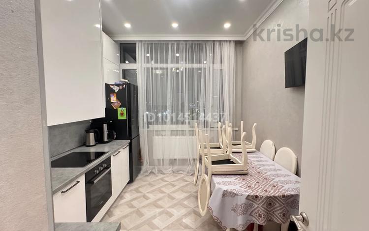 4-комнатная квартира · 85 м² · 14/15 этаж, Кабанбай Батыра — Бухар жырау за 88.5 млн ₸ в Астане, Есильский р-н — фото 2