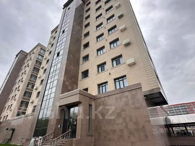 4-комнатная квартира · 173 м² · 5/10 этаж, Казыбек Би 12 за ~ 76.1 млн ₸ в Усть-Каменогорске