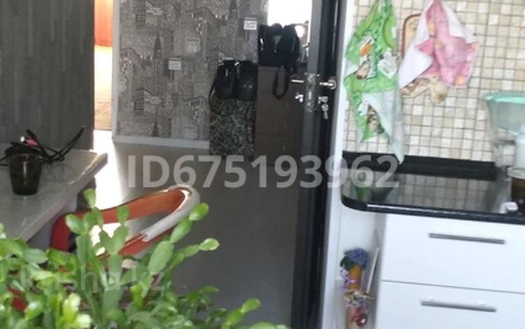 2-комнатная квартира · 49.9 м² · 5/5 этаж, 12-й микрорайон, 12-й микрорайон — Сайрамская за 19 млн ₸ в Шымкенте, Енбекшинский р-н — фото 2