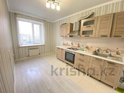 3-комнатная квартира · 72 м² · 3/8 этаж, Нажимеденова 37 за 29 млн 〒 в Астане, Алматы р-н