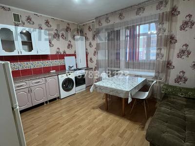 1-комнатная квартира, 50 м², 5/9 этаж помесячно, Алтынсарина 32 за 130 000 〒 в Костанае