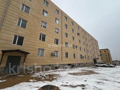 Продажа квартир в Мангистауской обл.: 2-комнатная квартира · 70 м² · 2/5 этаж, 29а мкр 8 — Мрэк касында Химик светофордан киргенде за 8.5 млн 〒 2-комнатная квартира · 70 м² · 2/5 этаж, 29а мкр 8 — Мрэк касында Химик светофордан киргенде за 8.5 млн 〒 в Актау