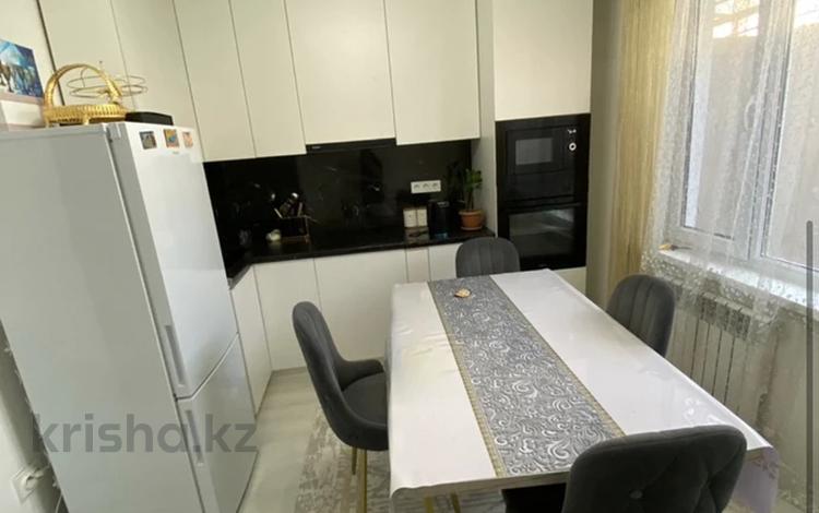 1-бөлмелі пәтер · 35 м², Жк Гранит 17 к, бағасы: 150 000 〒 в Боралдае (Бурундай), мкр Водник-2 — фото 2