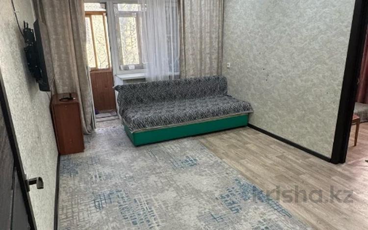 3-бөлмелі пәтер · 54 м² · 2/5 қабат, Карменова 66, бағасы: 20 млн ₸ в Семее — фото 2