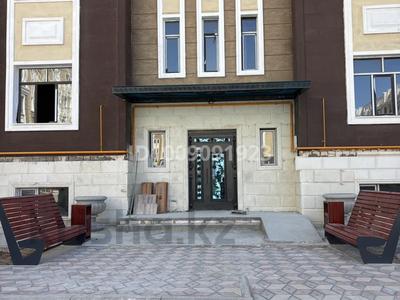 4-комнатная квартира · 171.18 м² · 3/8 этаж, 32А мкр за 51 млн 〒 в Актау