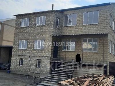 Жеке үй · 5 бөлме · 415.9 м² · 6 жүзд., Мухтар Бактыгереев 7, бағасы: 100 млн ₸ в Атырау, мкр Ак депо
