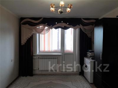 3-комнатная квартира, 71 м², 3/10 этаж, 9 МКР за 22 млн 〒 в Темиртау