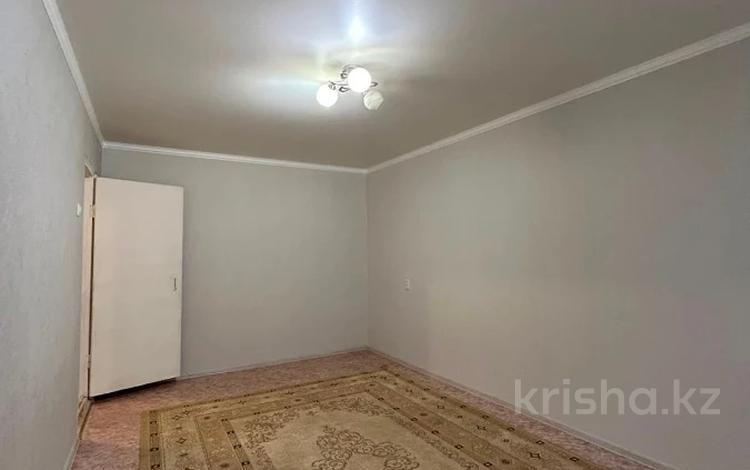 1-комнатная квартира · 35 м² · 2/5 этаж, мкр 5, Тургенева за 9.5 млн ₸ в Актобе — фото 2